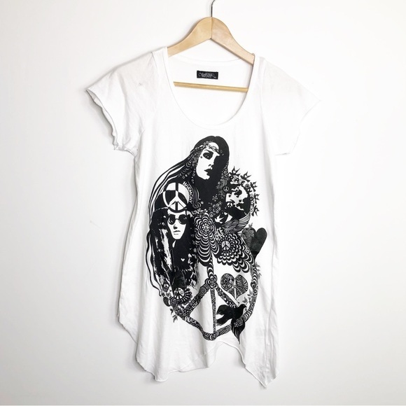 𝅺Lauren Moshi white T-shirt with black graphics peace on earth - Picture 6 of 13